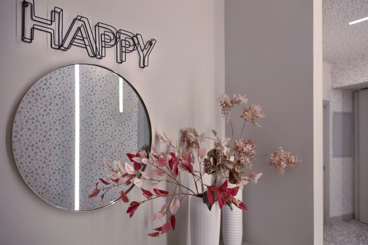 Lady Rose Hotel Napoli Bagian luar foto