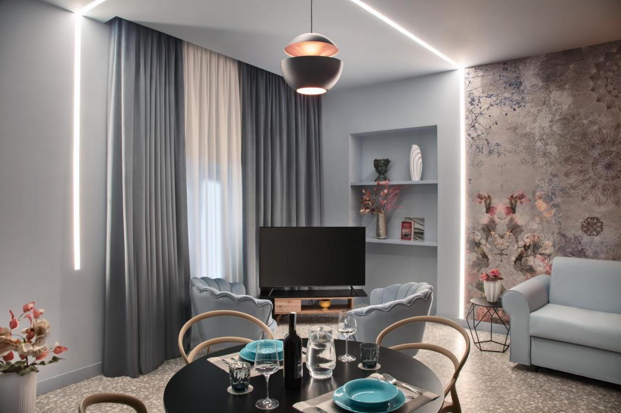 Lady Rose Hotel Napoli Bagian luar foto