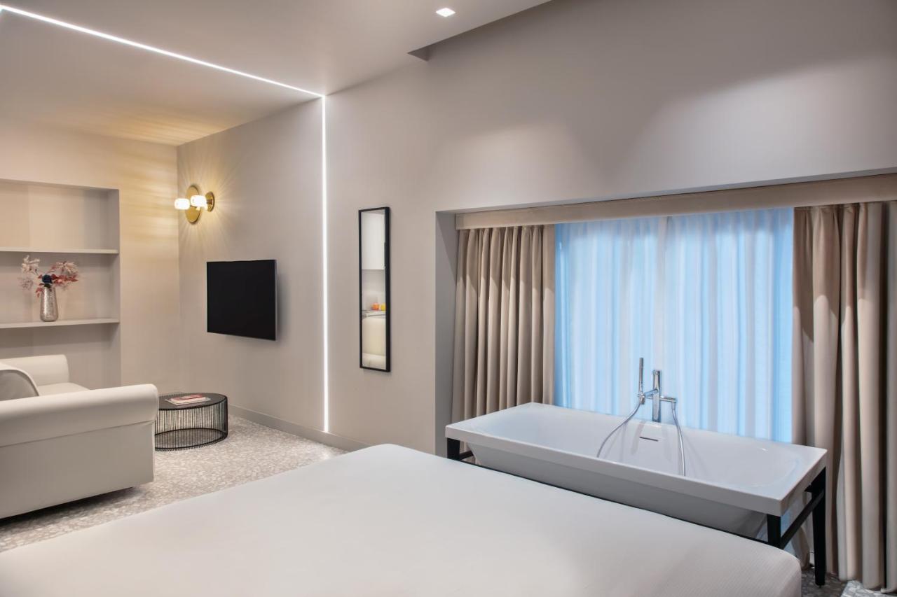 Lady Rose Hotel Napoli Bagian luar foto