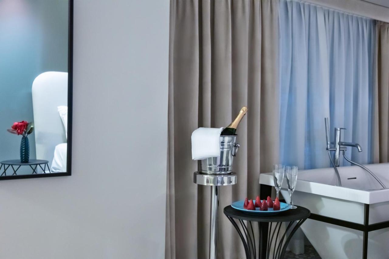 Lady Rose Hotel Napoli Bagian luar foto