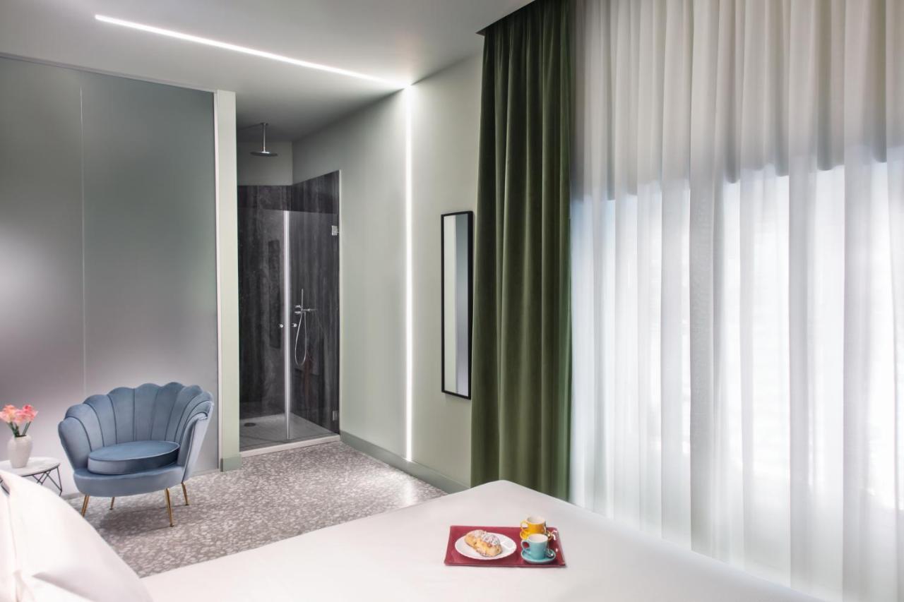 Lady Rose Hotel Napoli Bagian luar foto