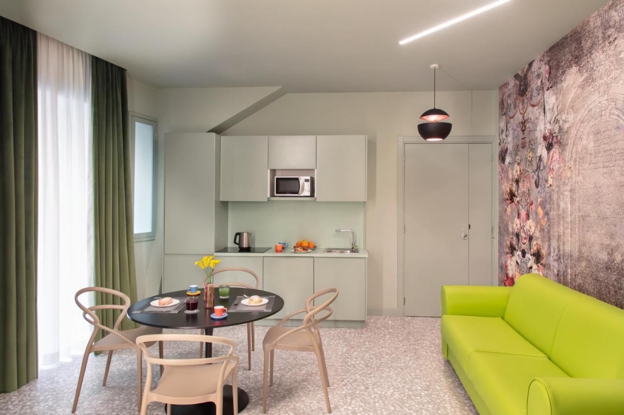 Lady Rose Hotel Napoli Bagian luar foto